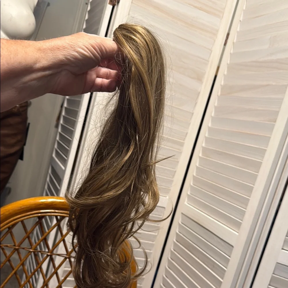 Soho Style Brown Ponytail Extension